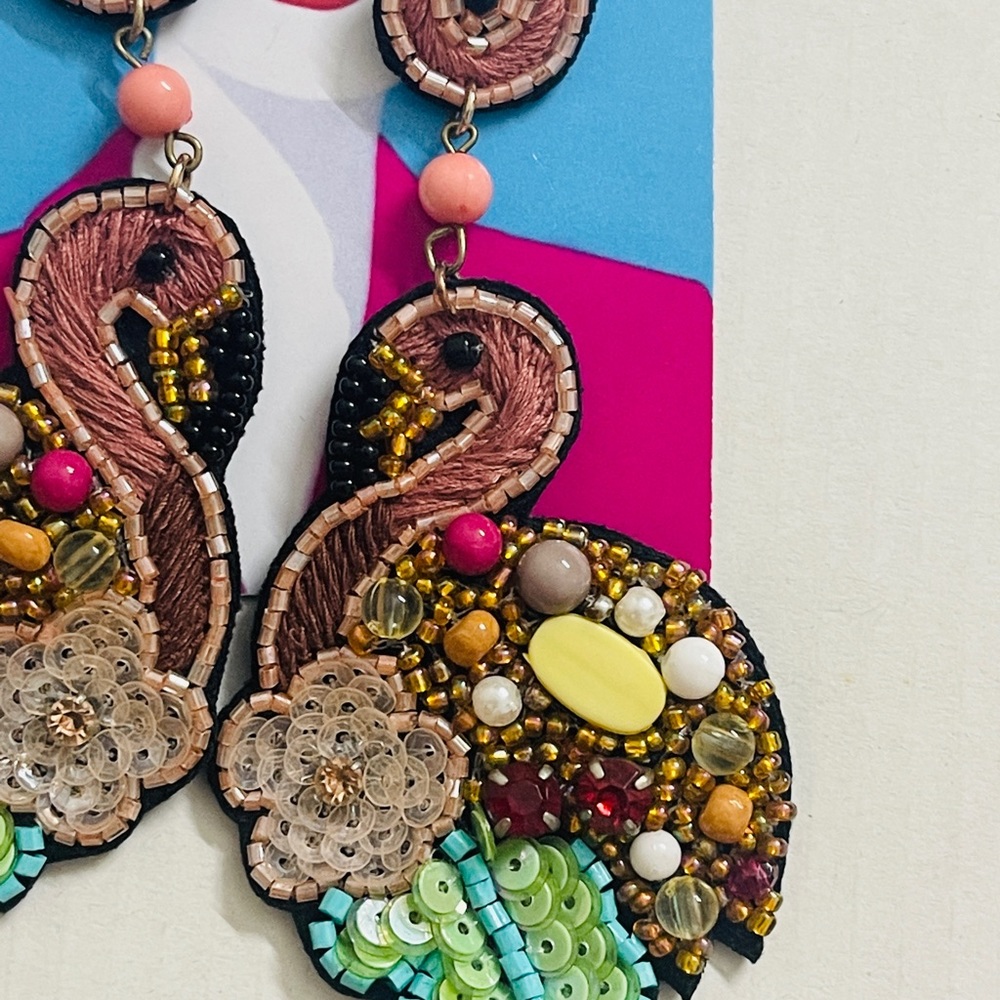 Handmade beaded earrings - Picture 3 of 3
